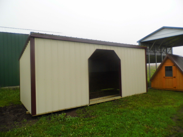 HORSE /ANIMAL BARN